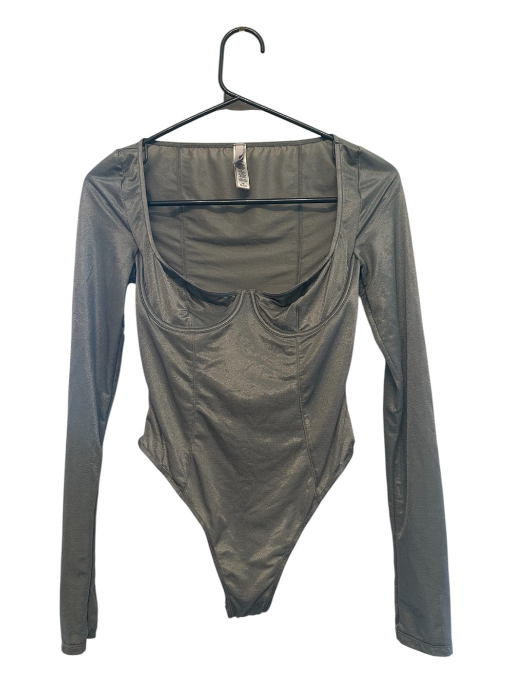 SKIMS Metallic Long Sleeve Scoop Bodysuit - Gray Size XS - Picture 1 of 5